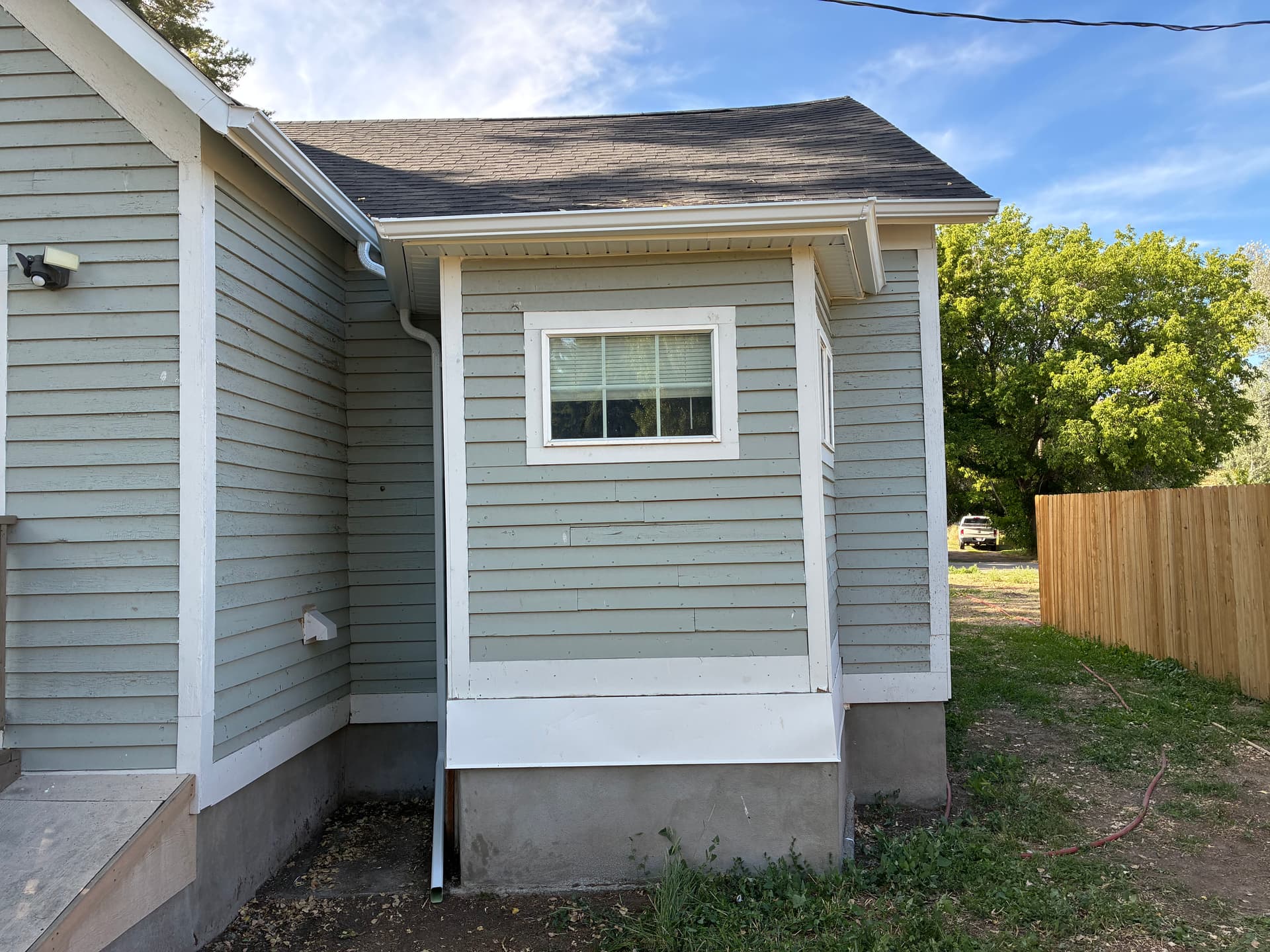 New Gutters, Fascia, and Leaf Guards on a Mini-Cassia Home