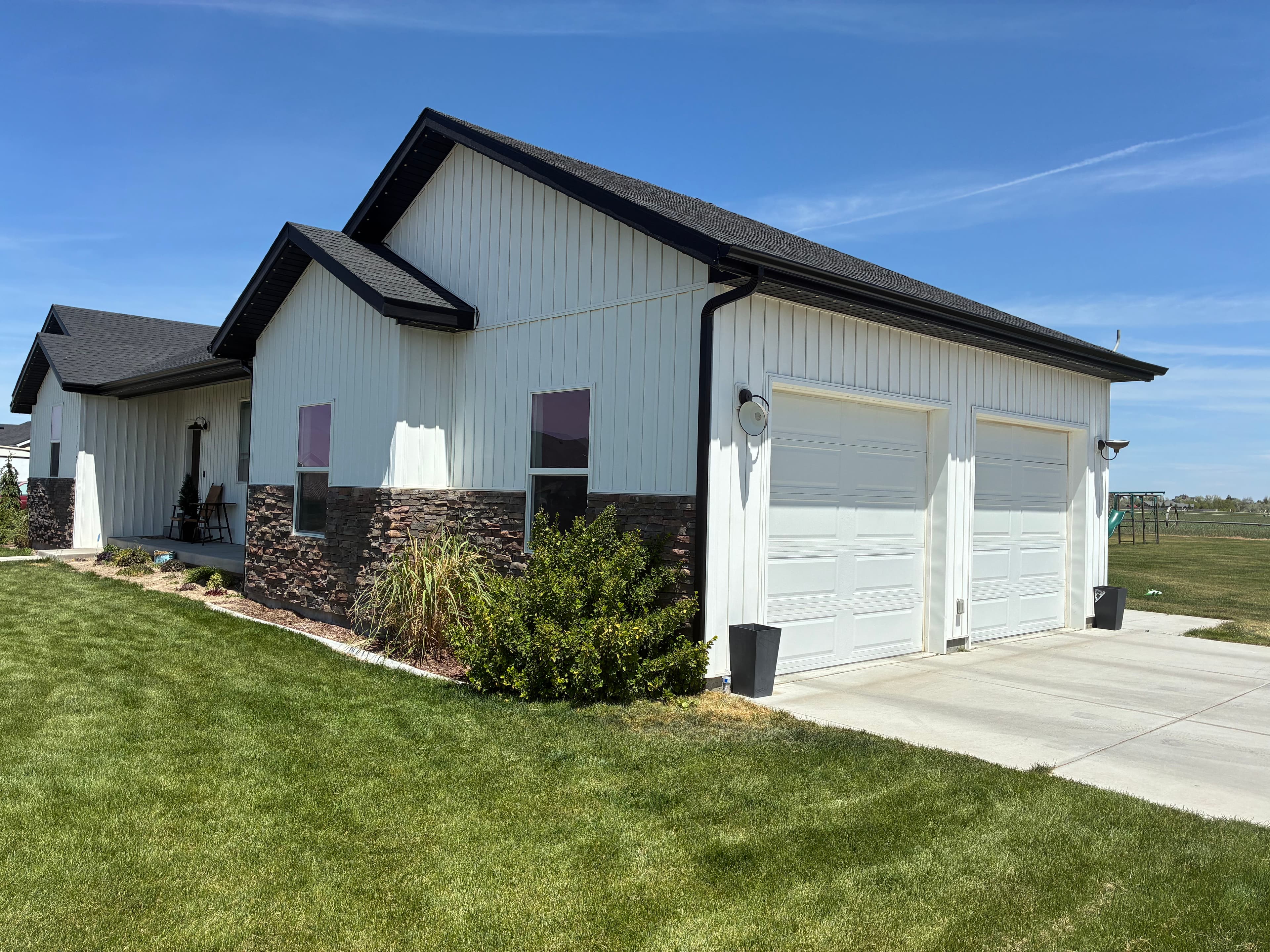 Project Seamless Gutter Installation on a Springdale Home image