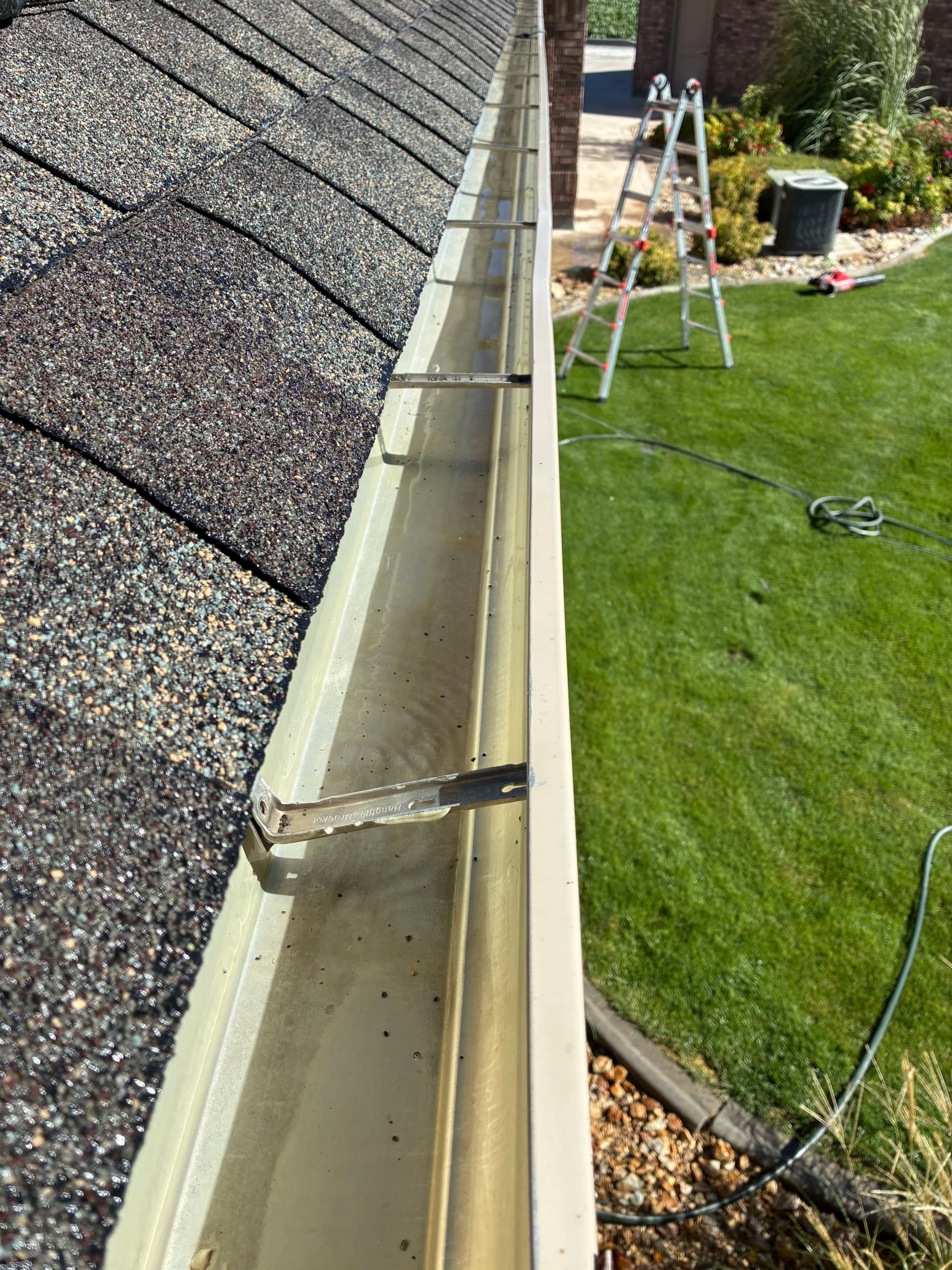 Ridgeline Gutters Gives Back with a Free Gutter Cleaning