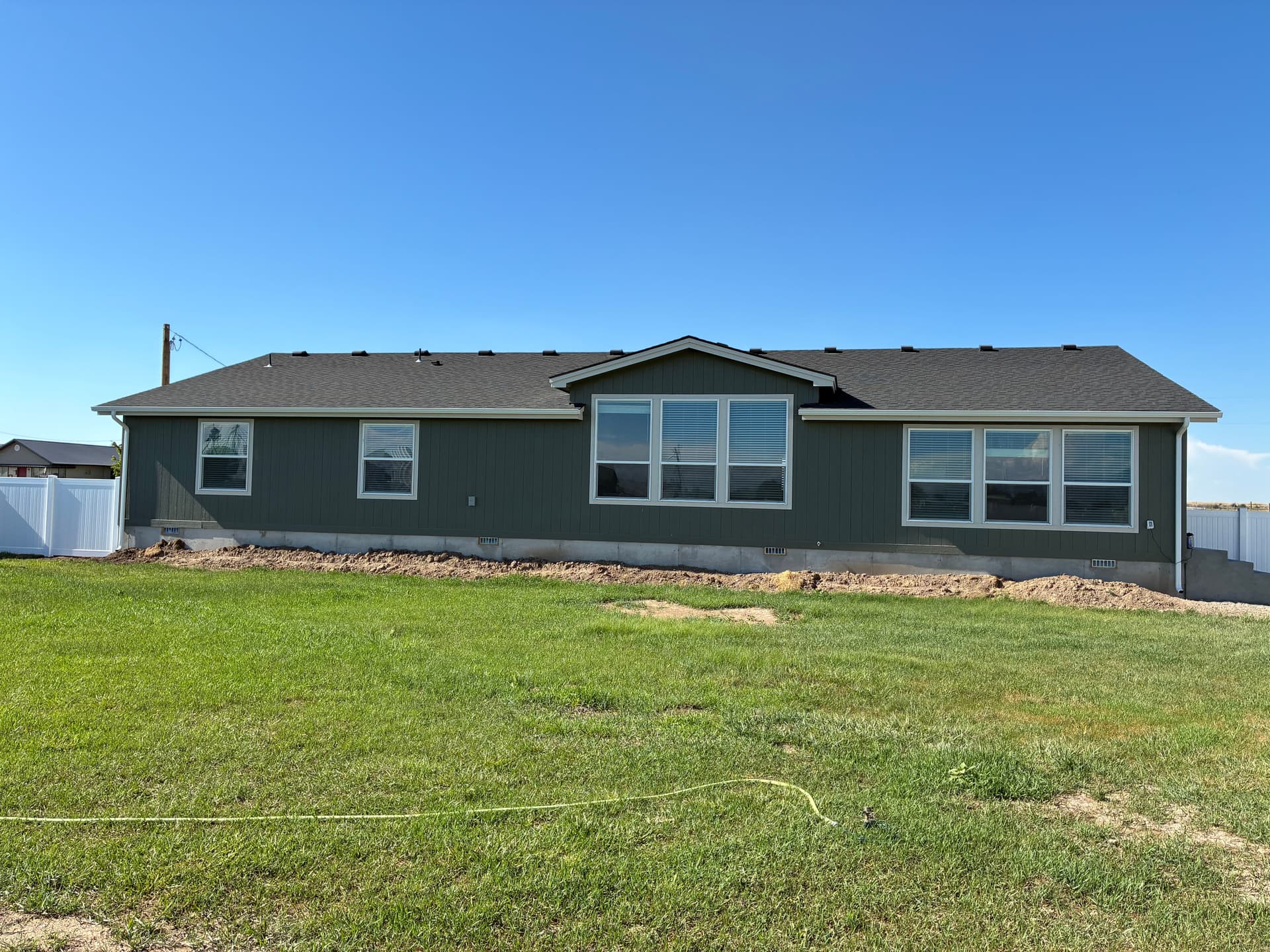 Gallery photos for New Home Gutter Installation Done Right in Paul ID: Image #1