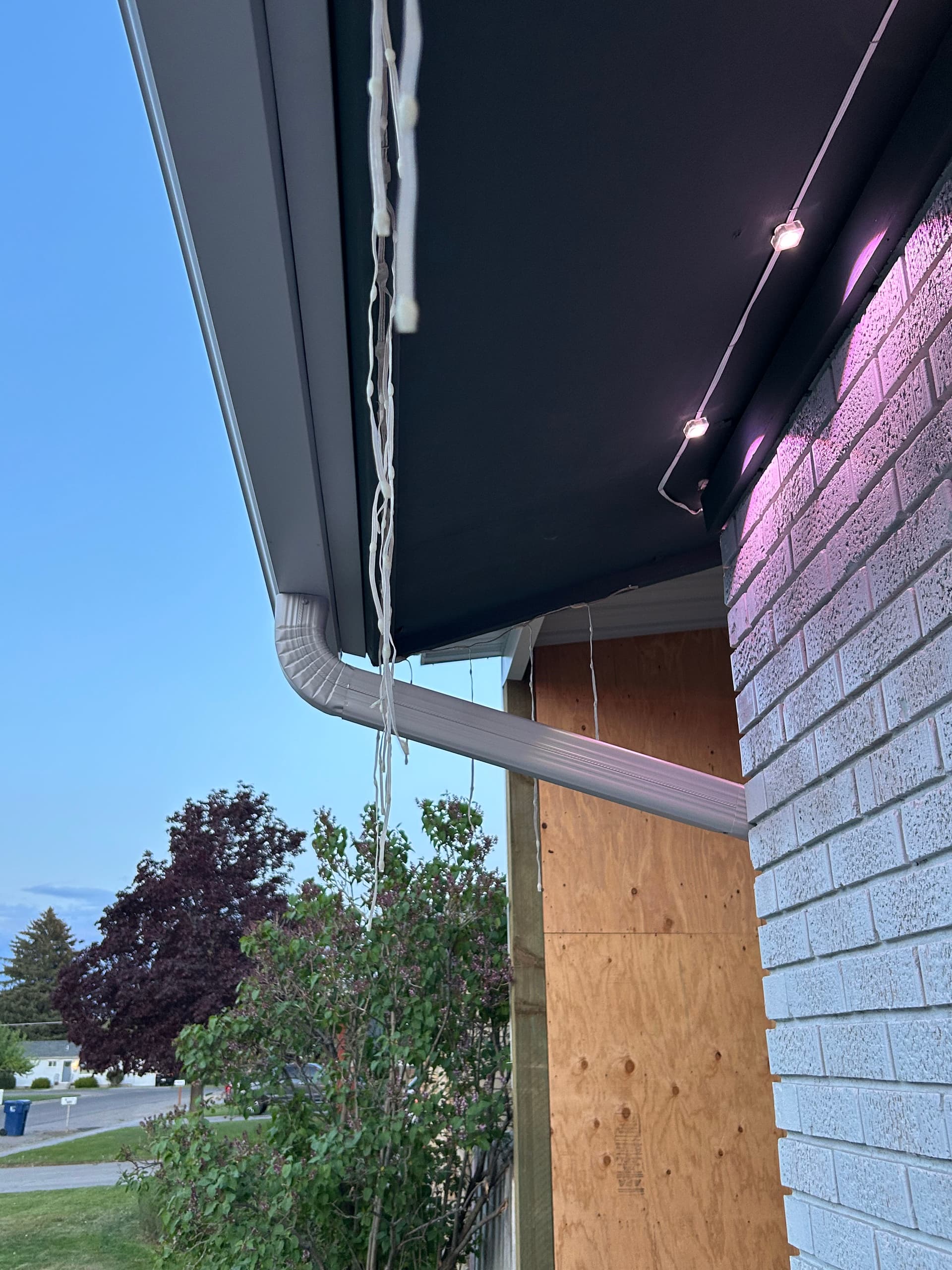 Gallery photos for Seamless Gutter and Downspout Install in Rupert Idaho: Image #2