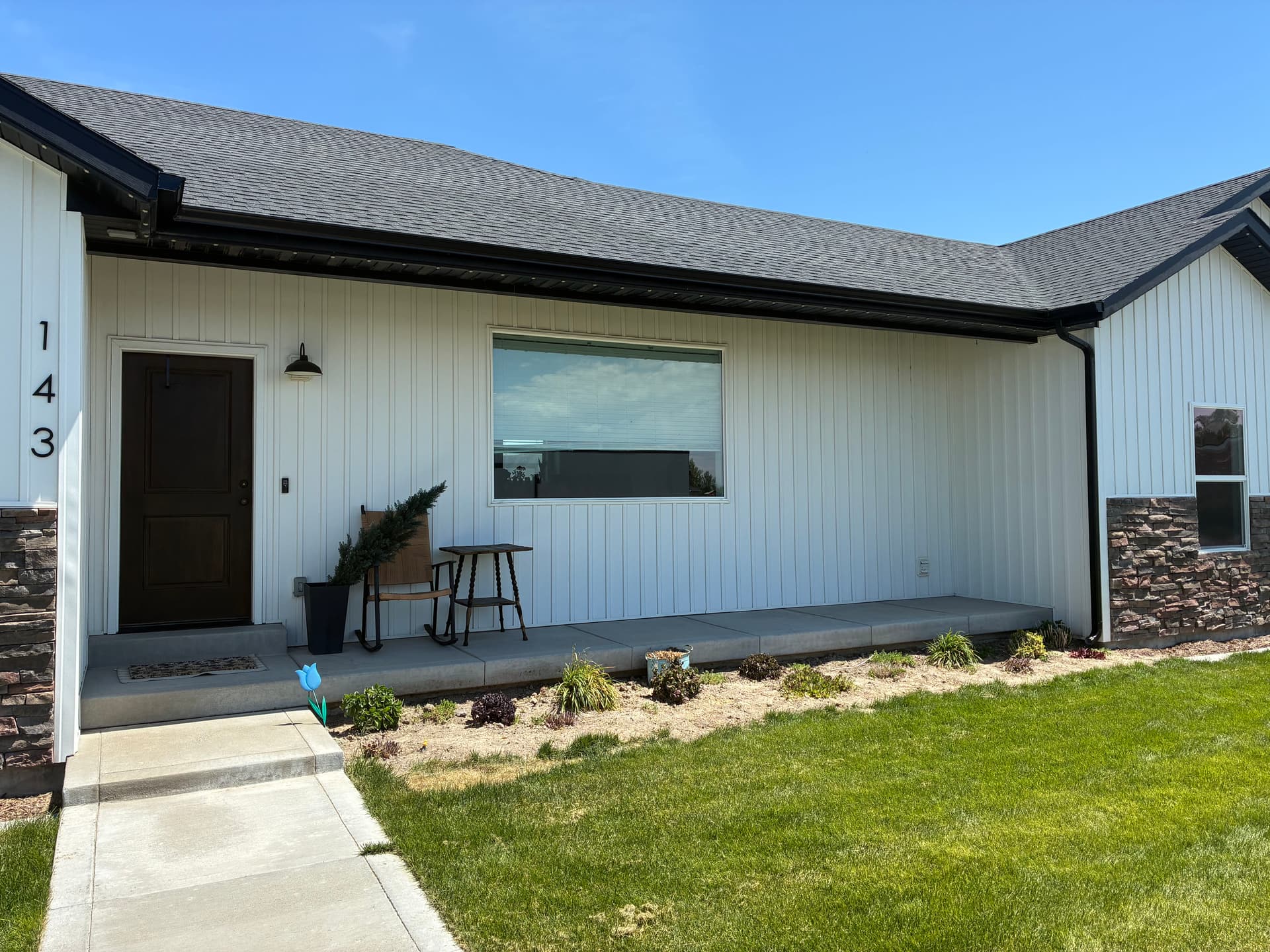 Gallery photos for Seamless Gutter Installation on a Springdale Home: Image #1